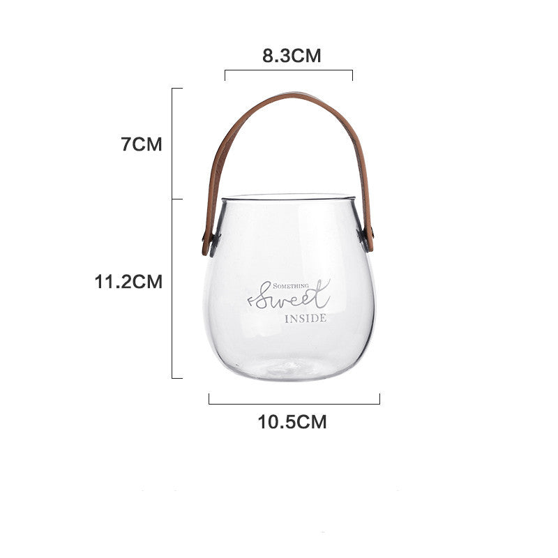 Decorative ornaments for dried flowers in portable vases