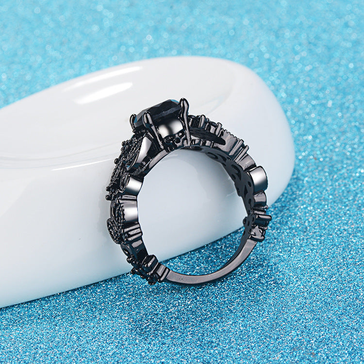 Punk Electroplated Black Gold Inlaid Black Zircon Ring