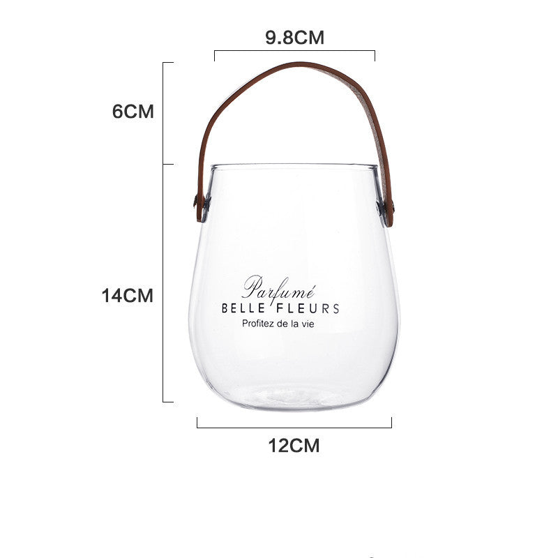 Decorative ornaments for dried flowers in portable vases